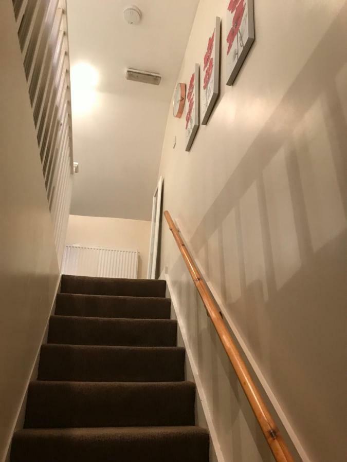 Cedar Villa - Perfect For Longer Stays Chatham  Bagian luar foto